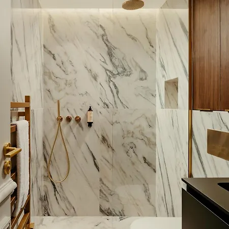 Leon Apartment Paris