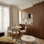 Leon * Parigi