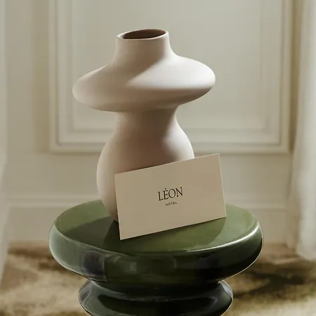 Leon * Paris